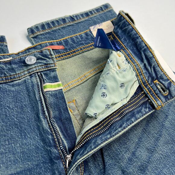 Anthropologie NWT Pilcro The Borrowed Denim Blue Jeans Distressed Grunge Size 29 - Picture 8 of 16